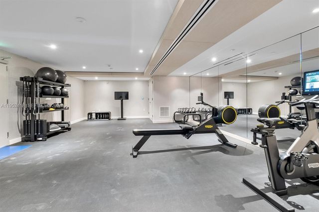 9221 E Bay Harbor 509, Bay Harbor Islands, FL 33154