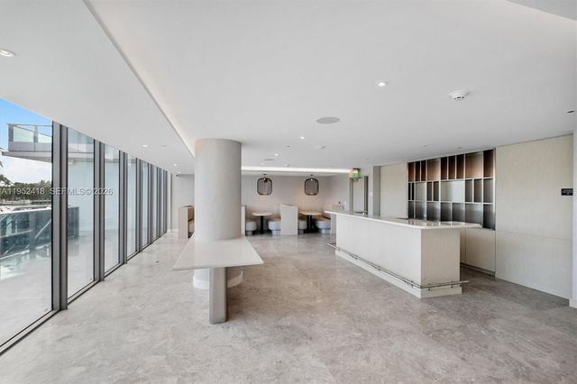 9221 E Bay Harbor 509, Bay Harbor Islands, FL 33154