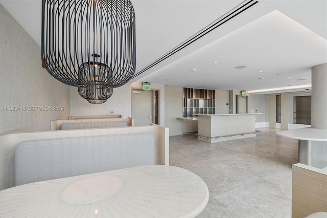 9221 E Bay Harbor 509, Bay Harbor Islands, FL 33154