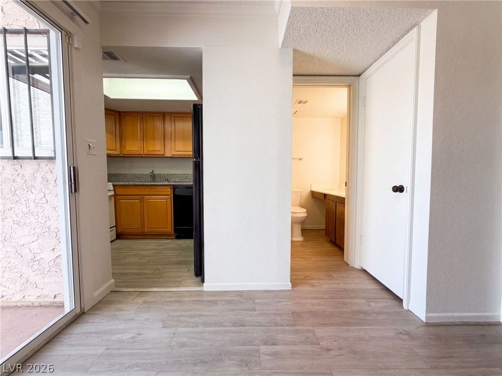 5240 Janfred Court 1, Las Vegas, NV 89103 — photo 5