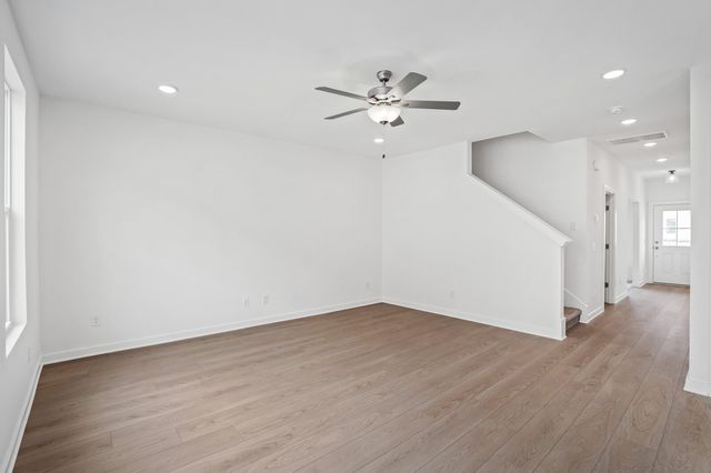 2155 Netterfield Drive, White House, TN 37188