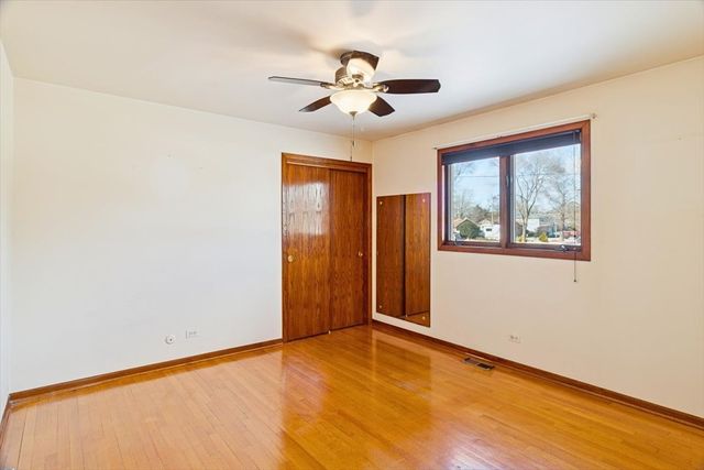 8301 Normandy Avenue, Burbank, IL 60459