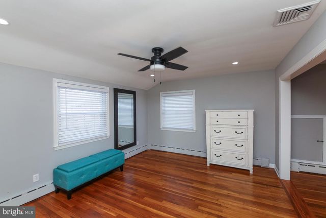 543 GREEN VALLEY RD, Langhorne, PA 19047