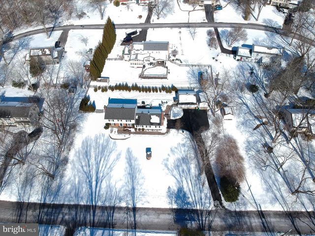 543 GREEN VALLEY RD, Langhorne, PA 19047