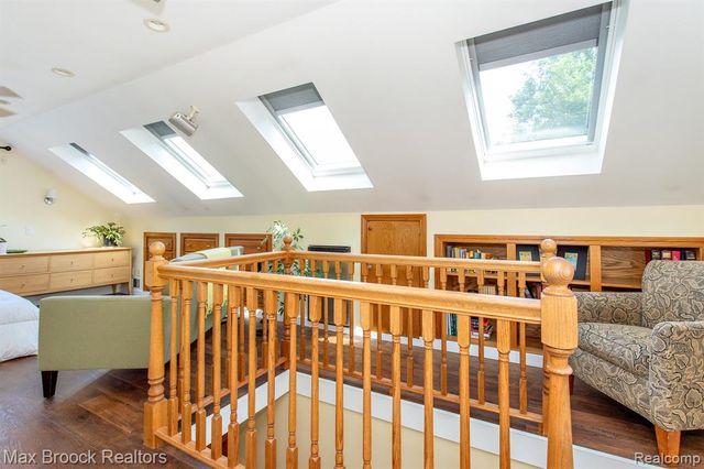 10564 Lasalle Boulevard, Huntington Woods, MI 48070