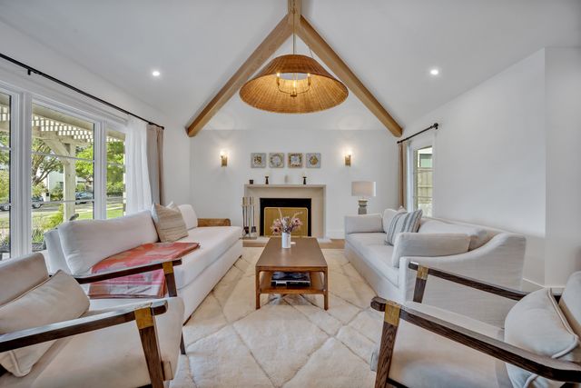 6625 Bob O Link Drive, Dallas, TX 75214