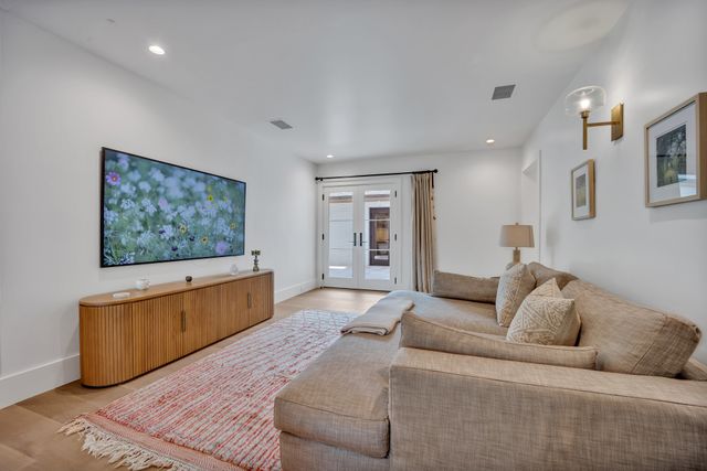 6625 Bob O Link Drive, Dallas, TX 75214