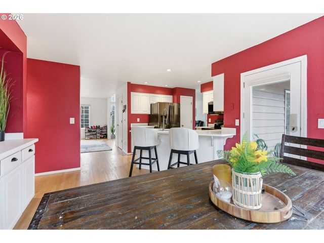 15410 Sw GULL Ct, Beaverton, OR 97007