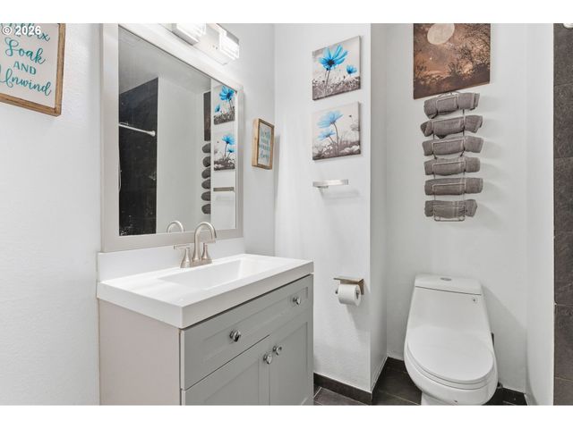 15410 Sw GULL Ct, Beaverton, OR 97007