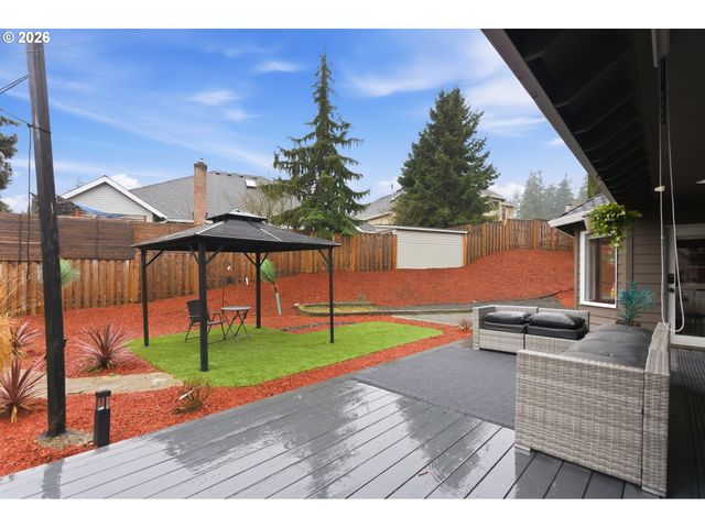 15410 Sw GULL Ct, Beaverton, OR 97007