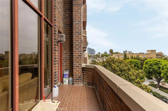 10550 Wilshire Boulevard 302, Los Angeles, CA 90024