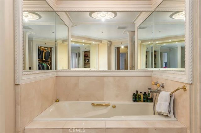 10550 Wilshire Boulevard 302, Los Angeles, CA 90024
