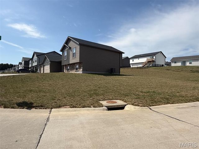 1135 Baseball Drive, Foristell, MO 63348