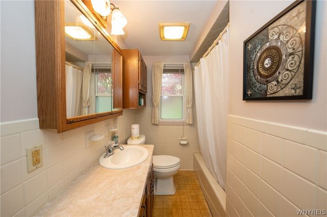572 Gilmore Avenue, North Tonawanda, NY 14120