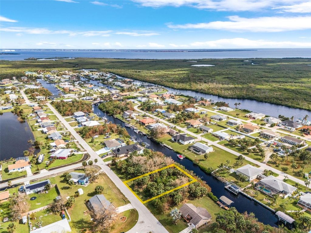18786 ASHCROFT CIRCLE, Port Charlotte, FL 33948