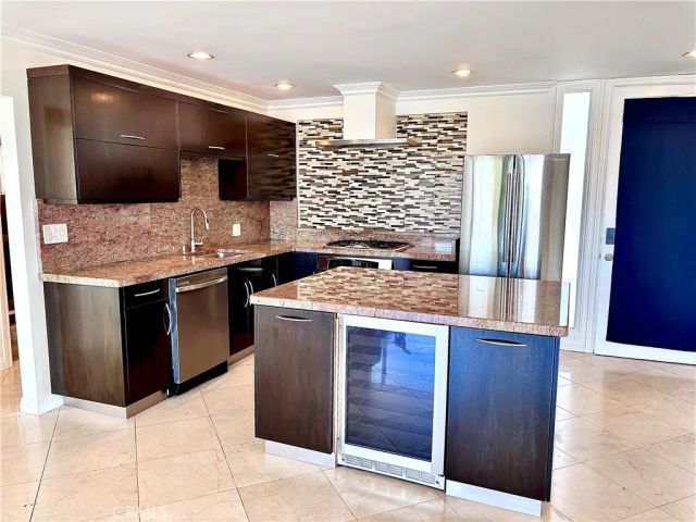 1510 W Balboa Blvd, Newport Beach, CA 92663