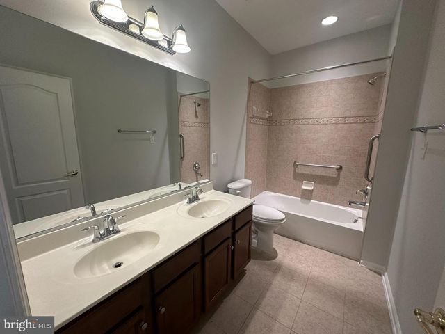 44322 MCHENRY SQ, Ashburn, VA 20147
