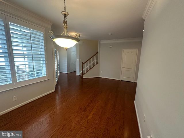 44322 MCHENRY SQ, Ashburn, VA 20147