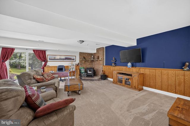 4265 HOME DALE RD, Sykesville, MD 21784