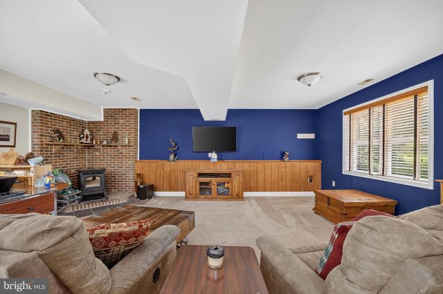 4265 HOME DALE RD, Sykesville, MD 21784