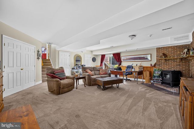 4265 HOME DALE RD, Sykesville, MD 21784