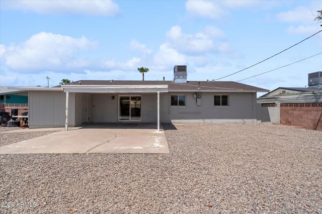 3631 W DENTON Lane, Phoenix, AZ 85019