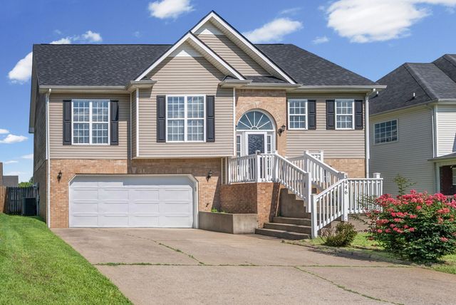 3446 Southwood Dr, Clarksville, TN 37042