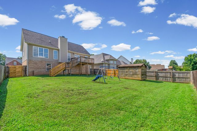 3446 Southwood Dr, Clarksville, TN 37042
