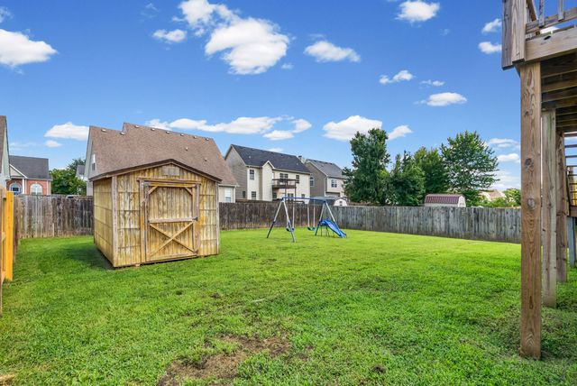 3446 Southwood Dr, Clarksville, TN 37042