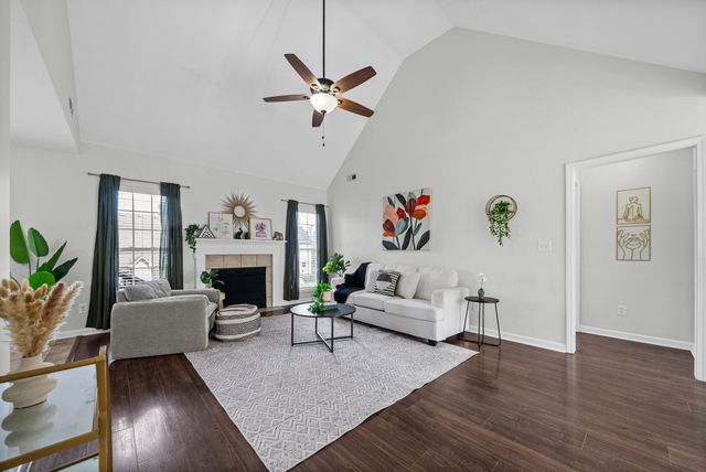 3446 Southwood Dr, Clarksville, TN 37042
