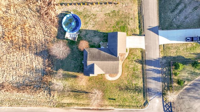 220 Little Ponderosa Trail, Dunlap, TN 37327