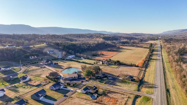 220 Little Ponderosa Trail, Dunlap, TN 37327