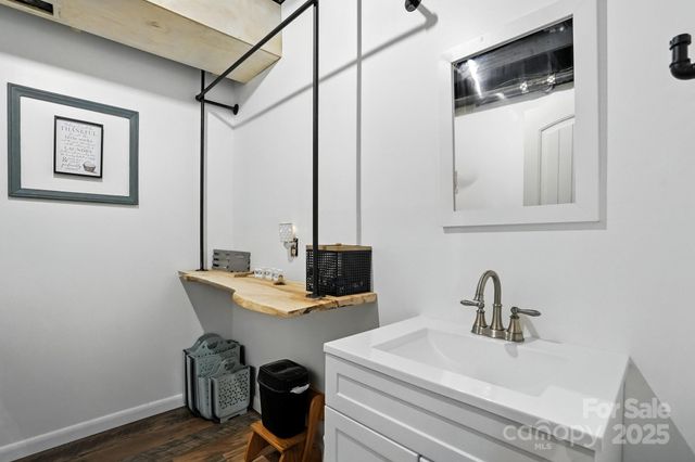 3306 Barr Road, Concord, NC 28027