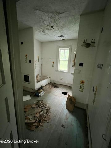 4113 W Broadway, Louisville, KY 40211