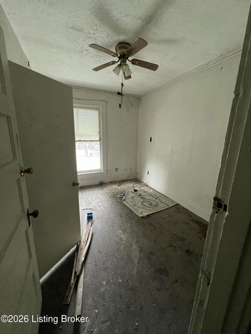 4113 W Broadway, Louisville, KY 40211