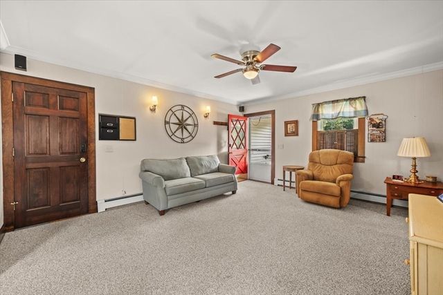 158 Duffy Dr, Taunton, MA 02780