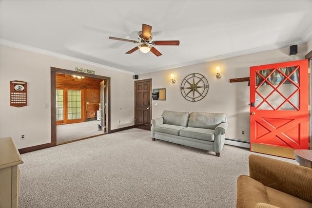 158 Duffy Dr, Taunton, MA 02780
