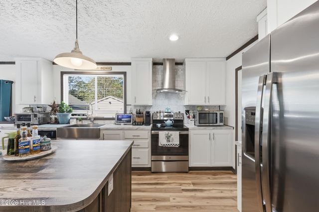 908 Palmer Drive, Carolina Shores, NC 28467