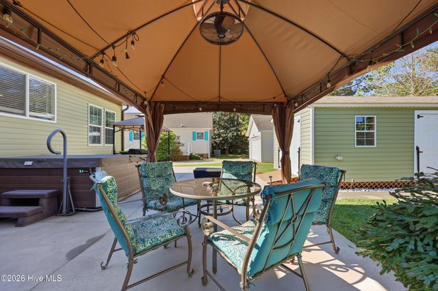 908 Palmer Drive, Carolina Shores, NC 28467