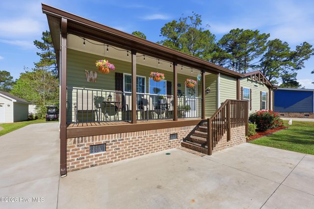 908 Palmer Drive, Carolina Shores, NC 28467