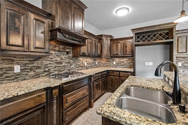 4301 SW Beech Lane, Bentonville, AR 72713