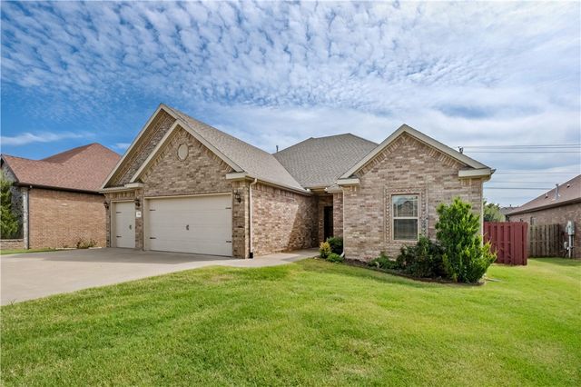 4301 SW Beech Lane, Bentonville, AR 72713