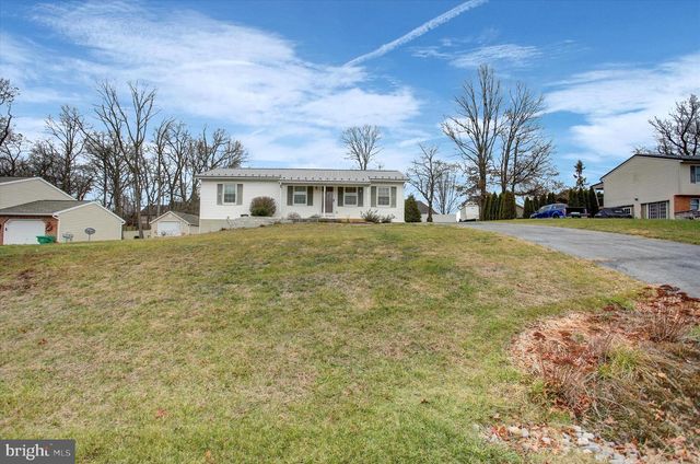 3555 HAROLD PL, Greencastle, PA 17225