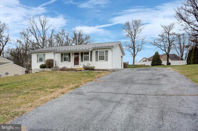 3555 HAROLD PL, Greencastle, PA 17225