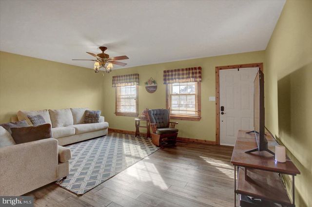 3555 HAROLD PL, Greencastle, PA 17225