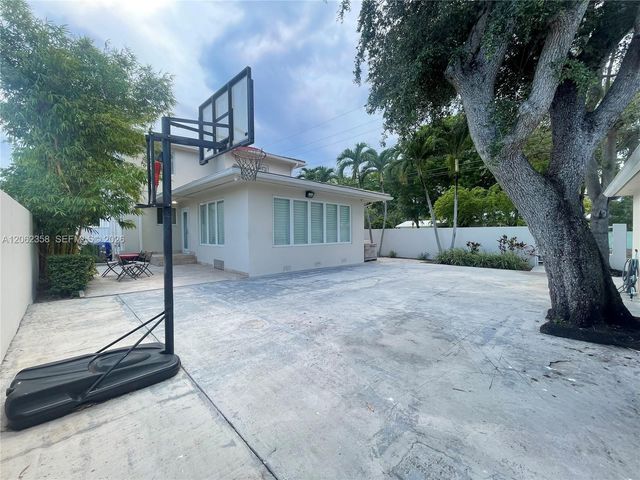 383 SW 25th Road, Miami, FL 33129