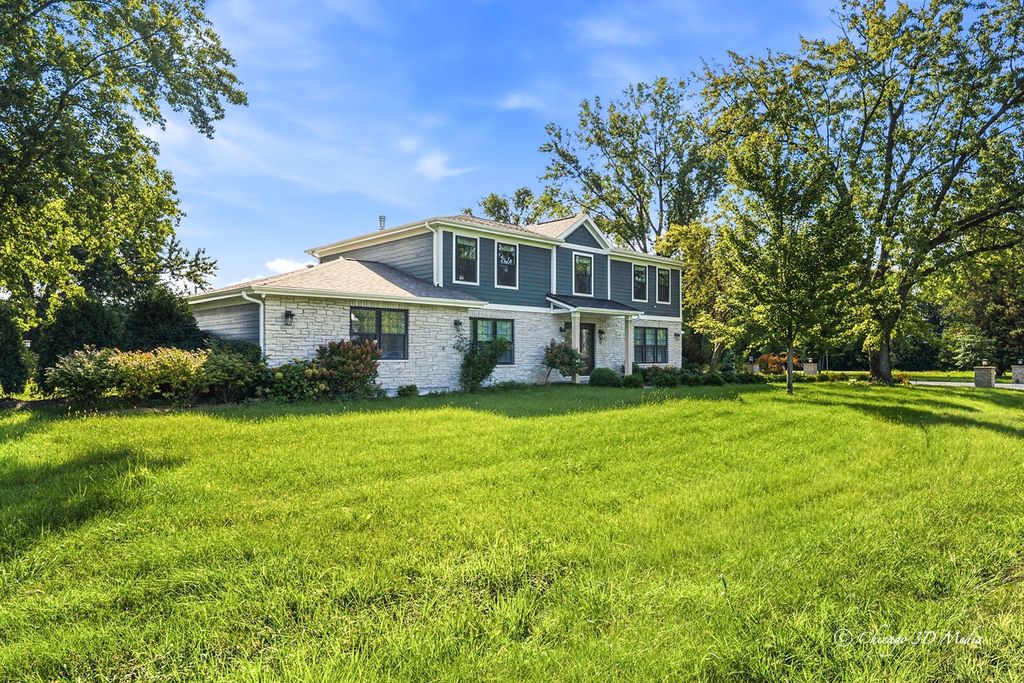 201 Rue Touraine, Deer Park, IL 60010 — photo 2