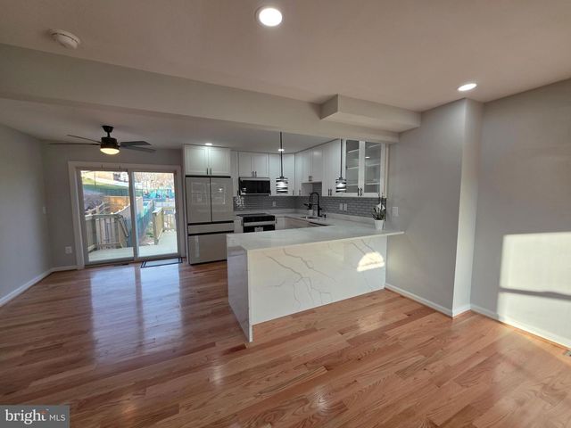 15 CHARLES ST, Westminster, MD 21157