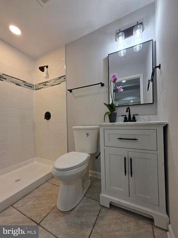 15 CHARLES ST, Westminster, MD 21157