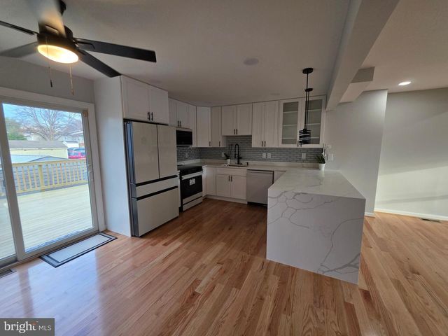 15 CHARLES ST, Westminster, MD 21157